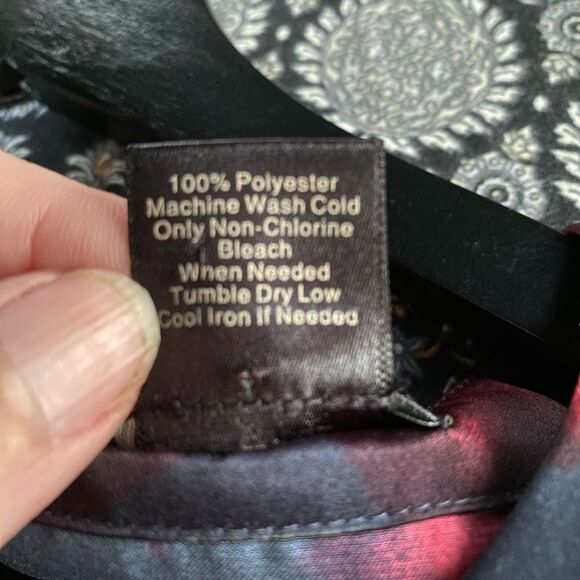 Ann Taylor Red and Black Floral Dress Size 4P - Picture 11 of 11